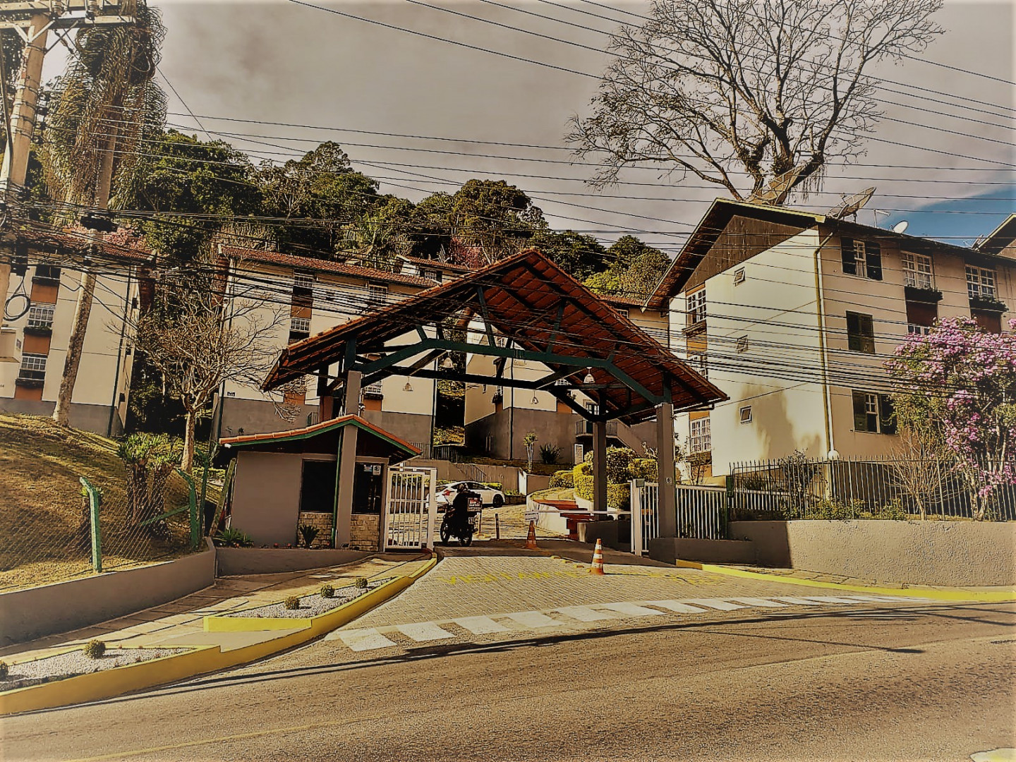 Apartamento para venda - Catarcione, Nova Friburgo - RJ. Valor para venda: R$ 450.000,00