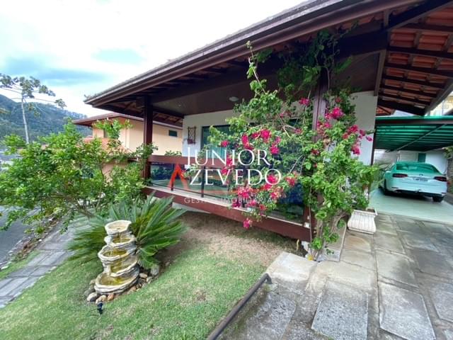 Casa em condomínio para venda - Cônego, Nova Friburgo - RJ. Valor para venda: R$ 1.150.000,00