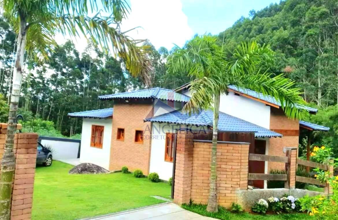 Casa para venda - Lumiar, Nova Friburgo - RJ. Valor para venda: R$ 480.000,00