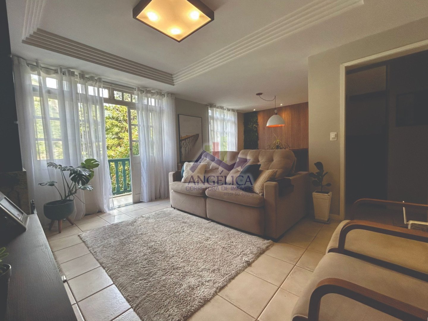 Apartamento para venda - Cônego, Nova Friburgo - RJ. Valor para venda: R$ 630.000,00.