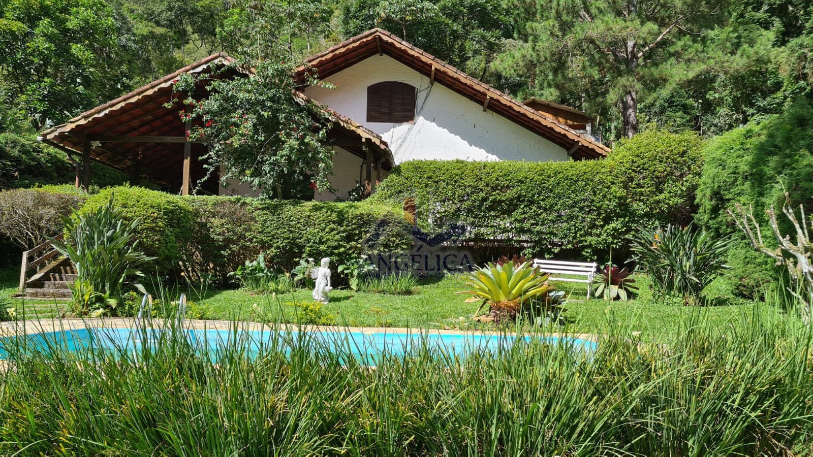 Casa para venda - Campo do Coelho, Nova Friburgo - RJ. Valor para venda: R$ 530.000,00