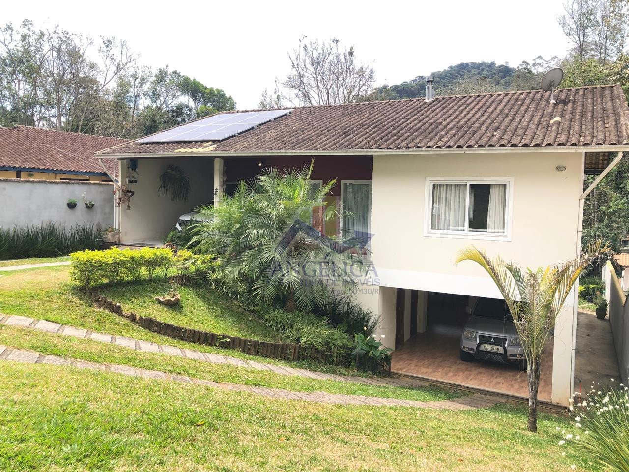 Casa para venda - Mury, Nova Friburgo - RJ. Valor para venda: R$ 880.000,00