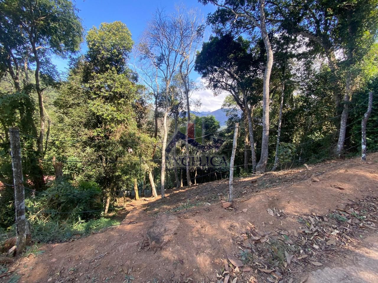 Terreno para venda - Parque Dom João VI, Nova Friburgo - RJ. Preço de venda sob consulta.