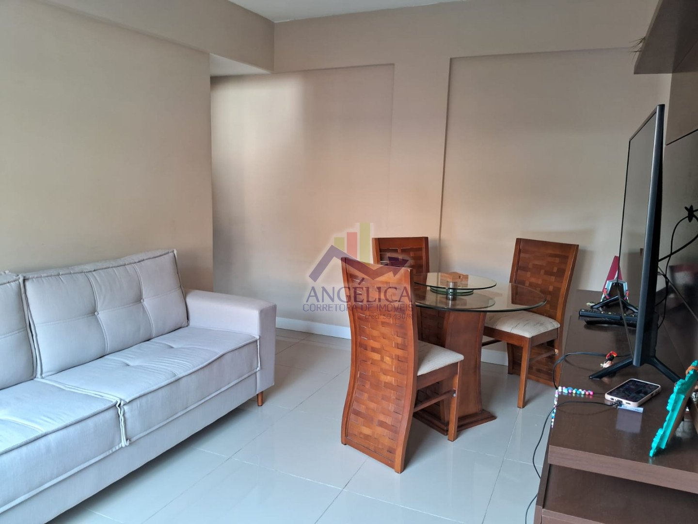 Apartamento para venda - Parque Dom João VI, Nova Friburgo - RJ. Valor para venda: R$ 285.000,00.