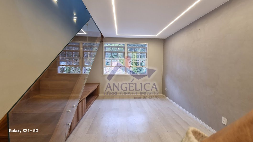 Apartamento para venda - Olaria, Nova Friburgo - RJ. Valor para venda: R$ 650.000,00.