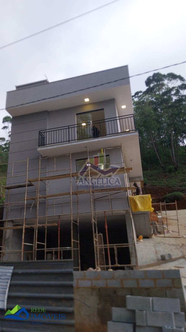 Casa para venda - Fazenda Bela Vista, Nova Friburgo - RJ. Valor para venda: R$ 450.000,00.