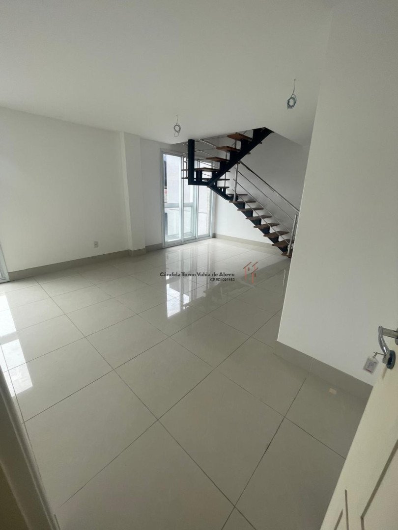 Cobertura para venda - Centro, Nova Friburgo - RJ. Valor para venda: R$ 800.000,00