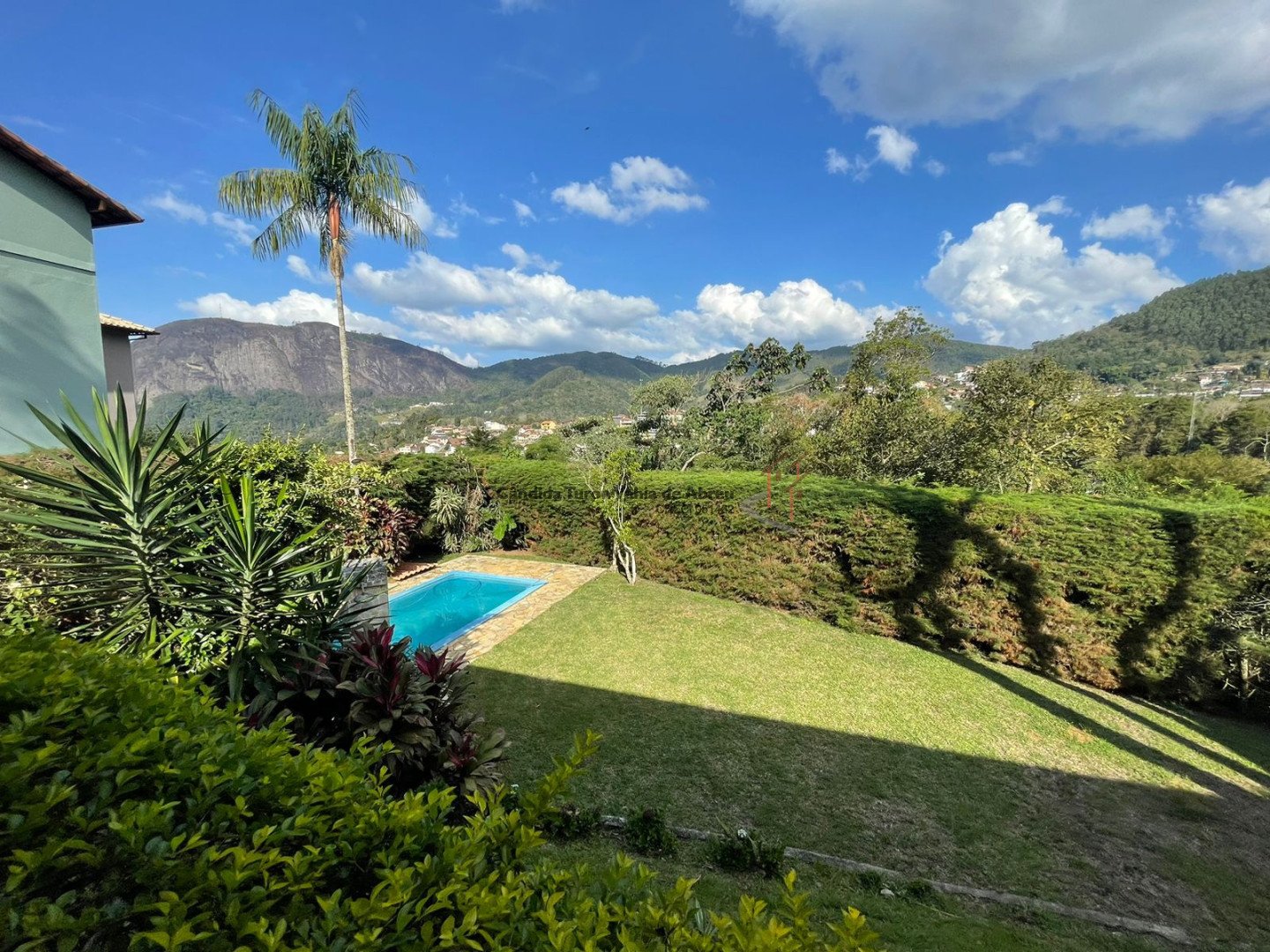 Casa para venda - Cascatinha, Nova Friburgo - RJ. Valor para venda: R$ 820.000,00