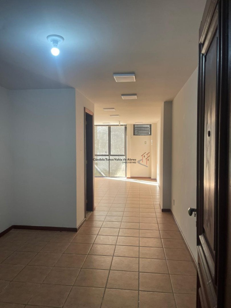 Sala comercial para venda - Centro, Nova Friburgo - RJ. Valor para venda: R$ 260.000,00