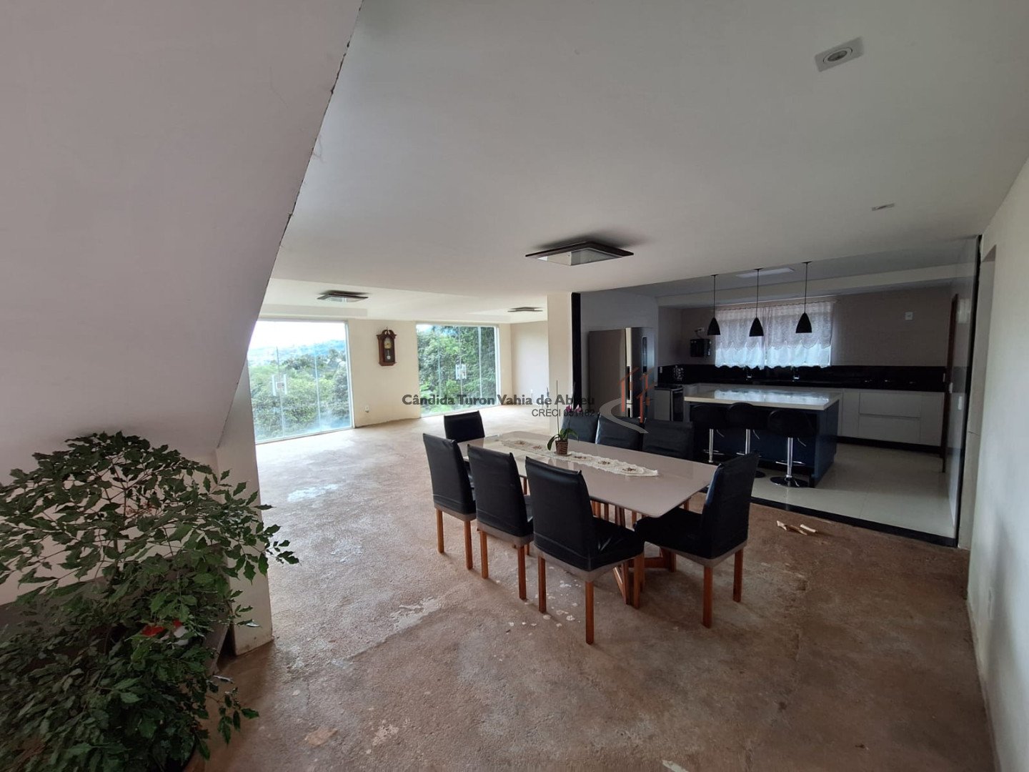 Casa em condomínio para venda - Perissê, Nova Friburgo - RJ. Valor para venda: R$ 1.000.000,00