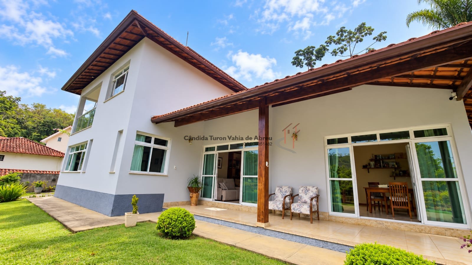 Casa em condomínio para venda - Braunes, Nova Friburgo - RJ. Valor para venda: R$ 1.600.000,00.