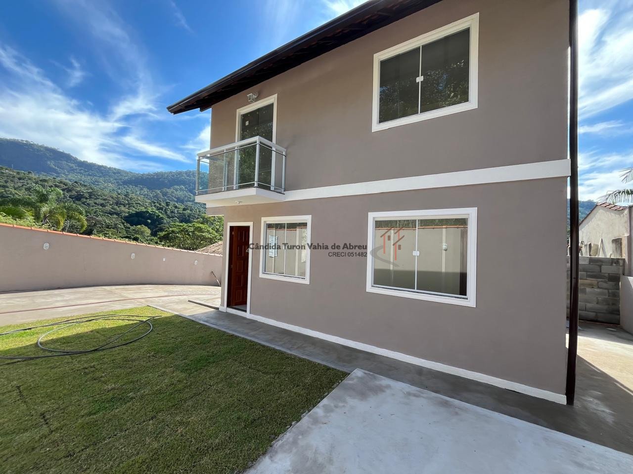 Casa para venda - Parada Folly, Nova Friburgo - RJ. Valor para venda: R$ 330.000,00.