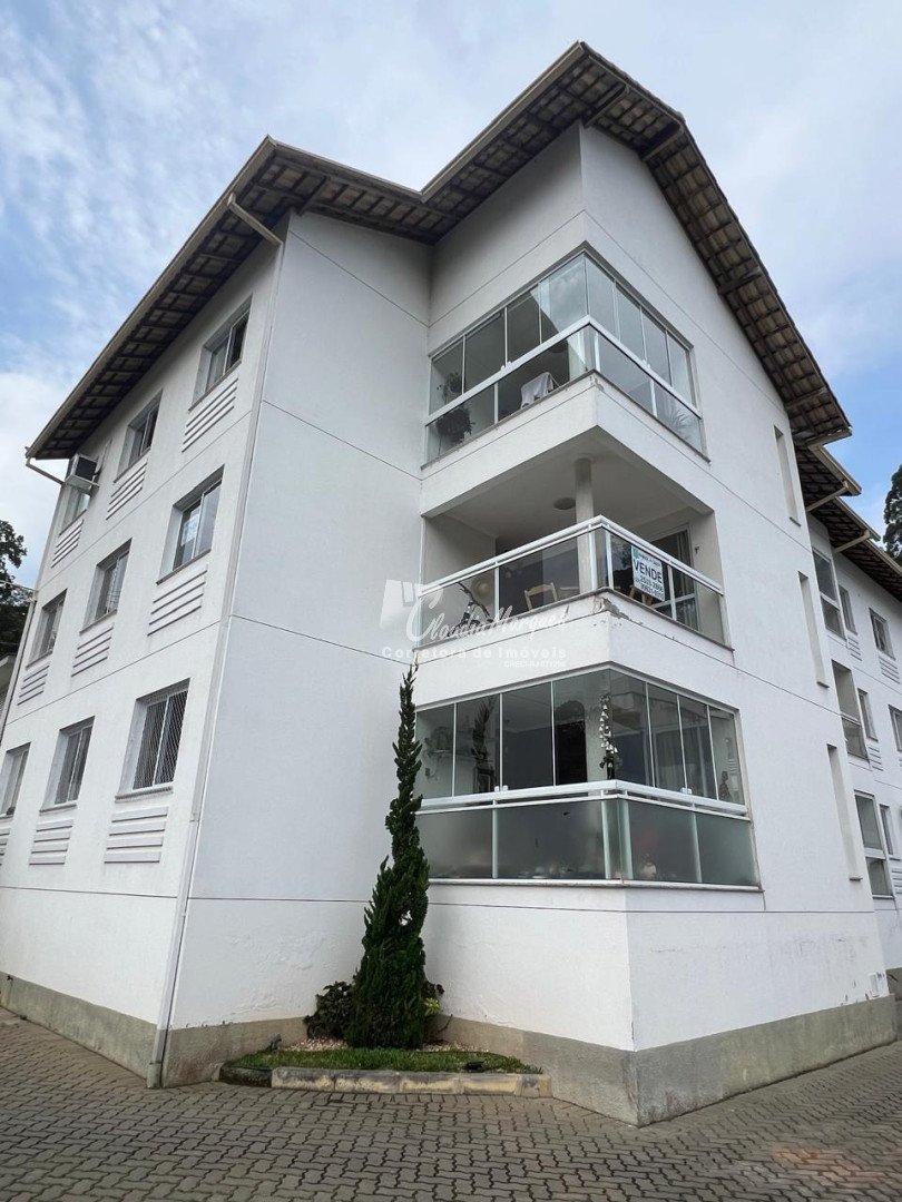 Apartamento para venda - Santa Elisa, Nova Friburgo - RJ. Valor para venda: R$ 560.000,00.