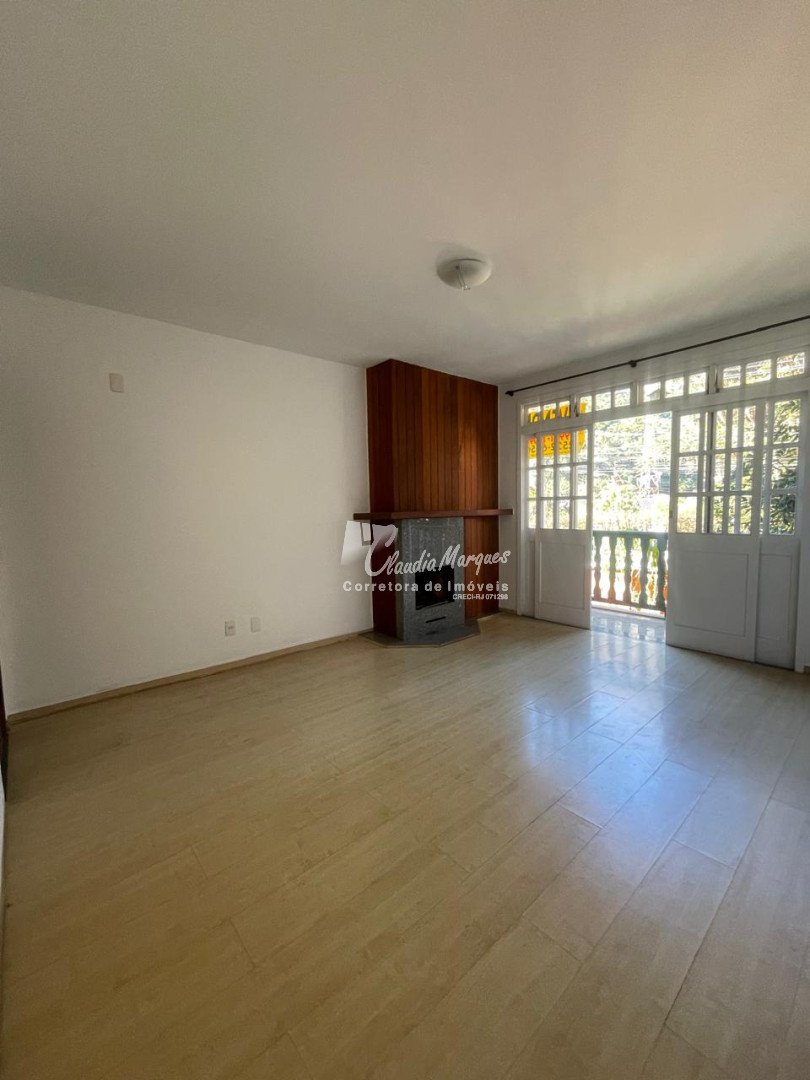 Apartamento para venda - Cônego, Nova Friburgo - RJ. Valor para venda: R$ 425.000,00.