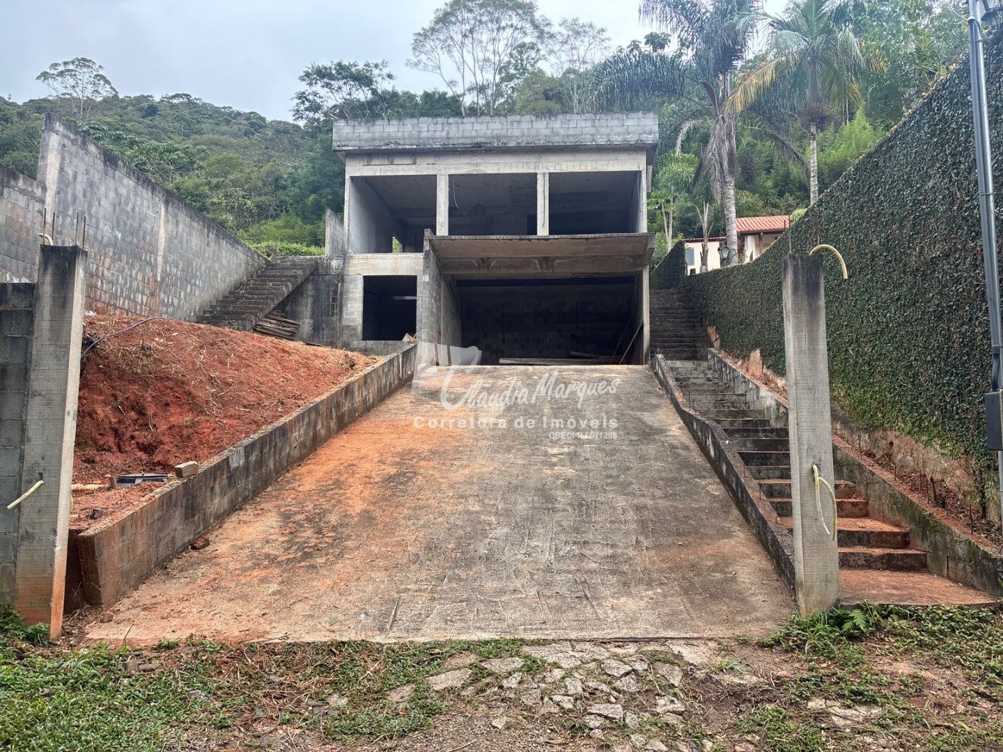 Casa para venda - Ponte da Saudade, Nova Friburgo - RJ. Valor para venda: R$ 550.000,00.