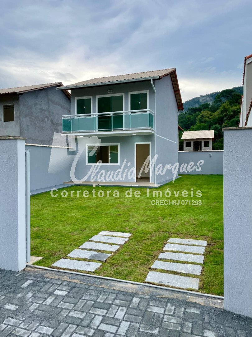 Casa para venda - Amparo, Nova Friburgo - RJ. Valor para venda: R$ 389.900,00