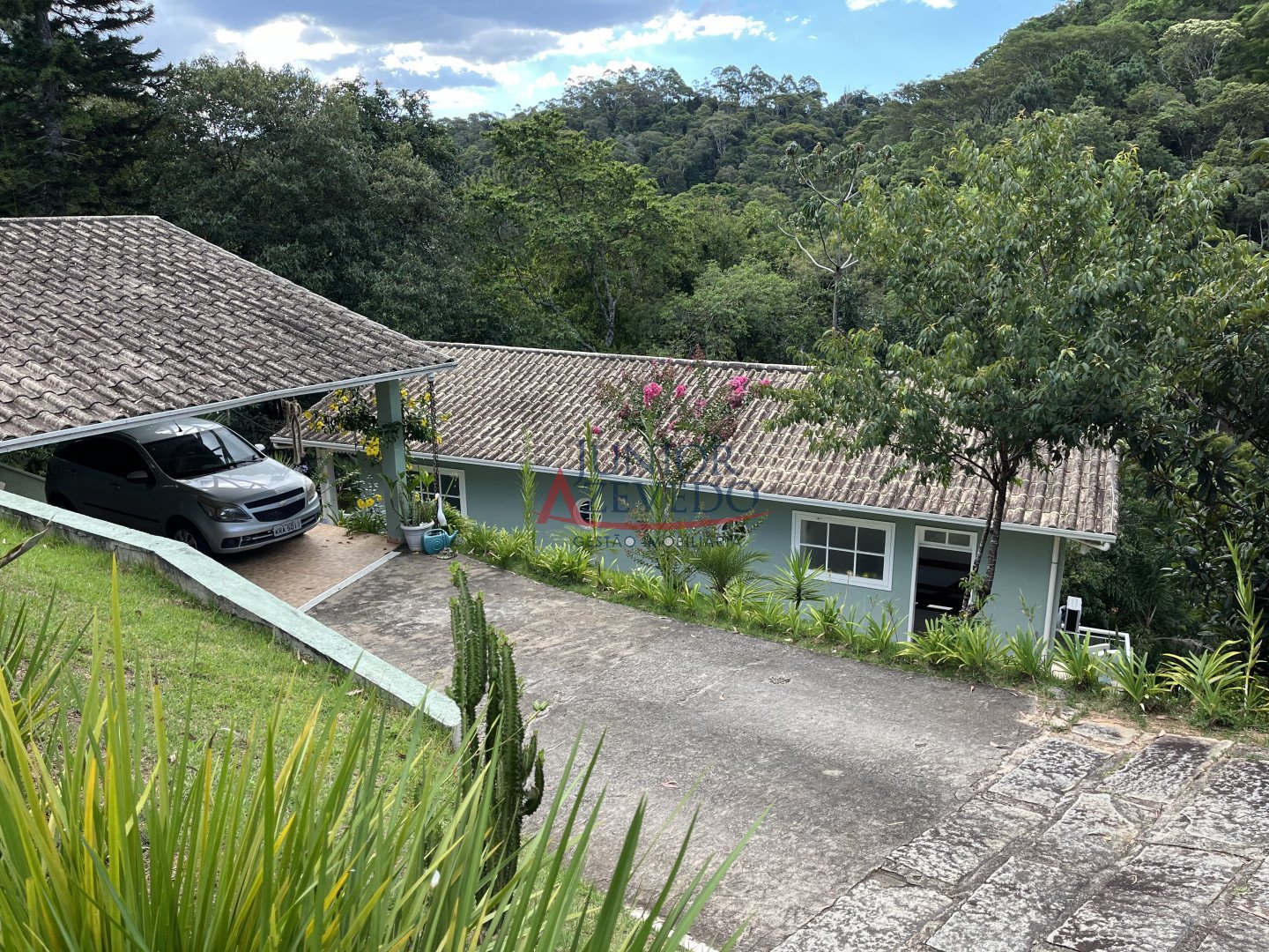 Casa para venda - Varginha, Nova Friburgo - RJ. Valor para venda: R$ 600.000,00.
