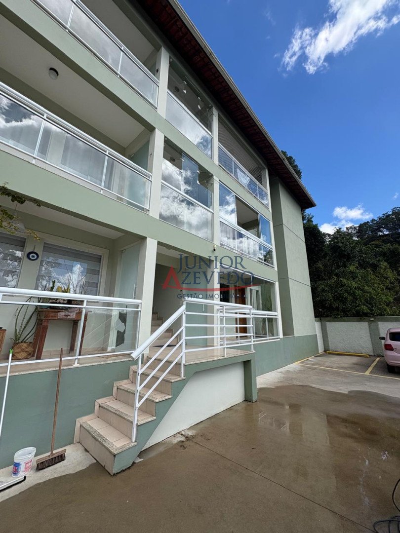 Apartamento para venda - Vale dos Pinheiros, Nova Friburgo - RJ. Valor para venda: R$ 380.000,00.