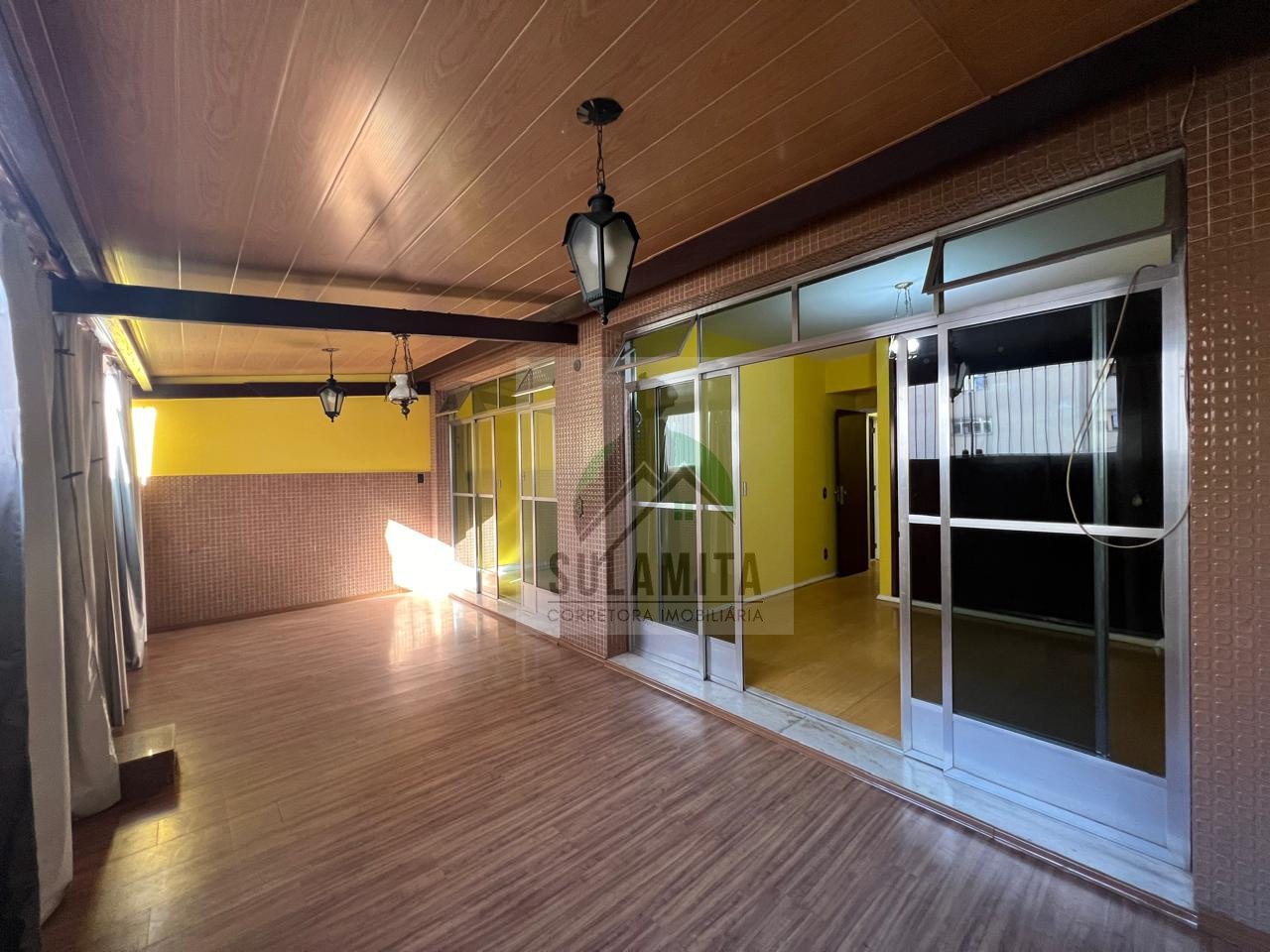 Apartamento para venda - Centro, Nova Friburgo - RJ. Valor para venda: R$ 600.000,00.