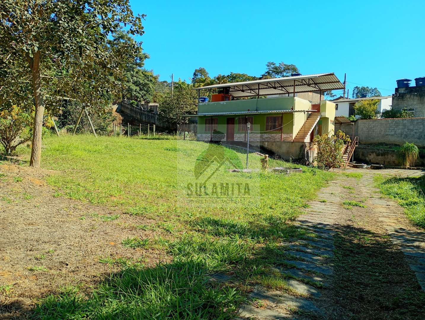 Casa para aluguel - Amparo, Nova Friburgo - RJ. Valor de aluguel: R$ 1.500,00.