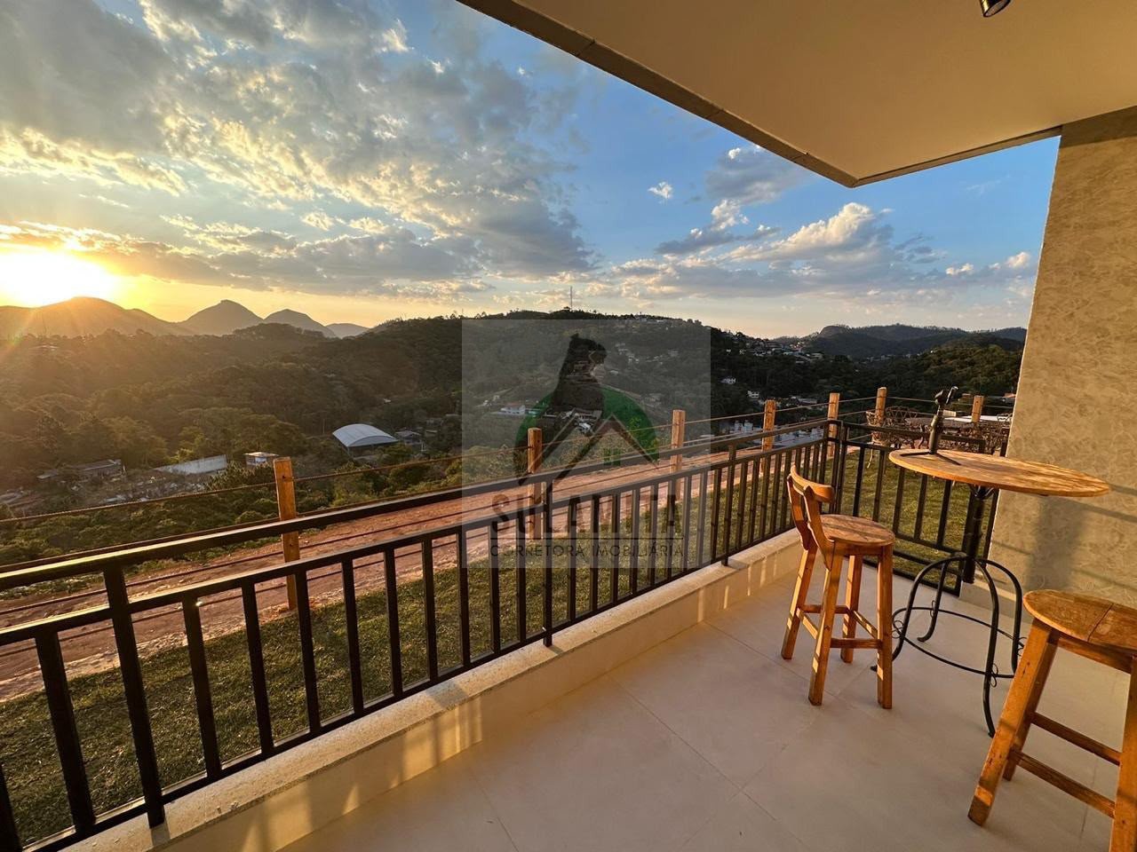 Apartamento para venda - Braunes, Nova Friburgo - RJ. Valor para venda: R$ 630.000,00.
