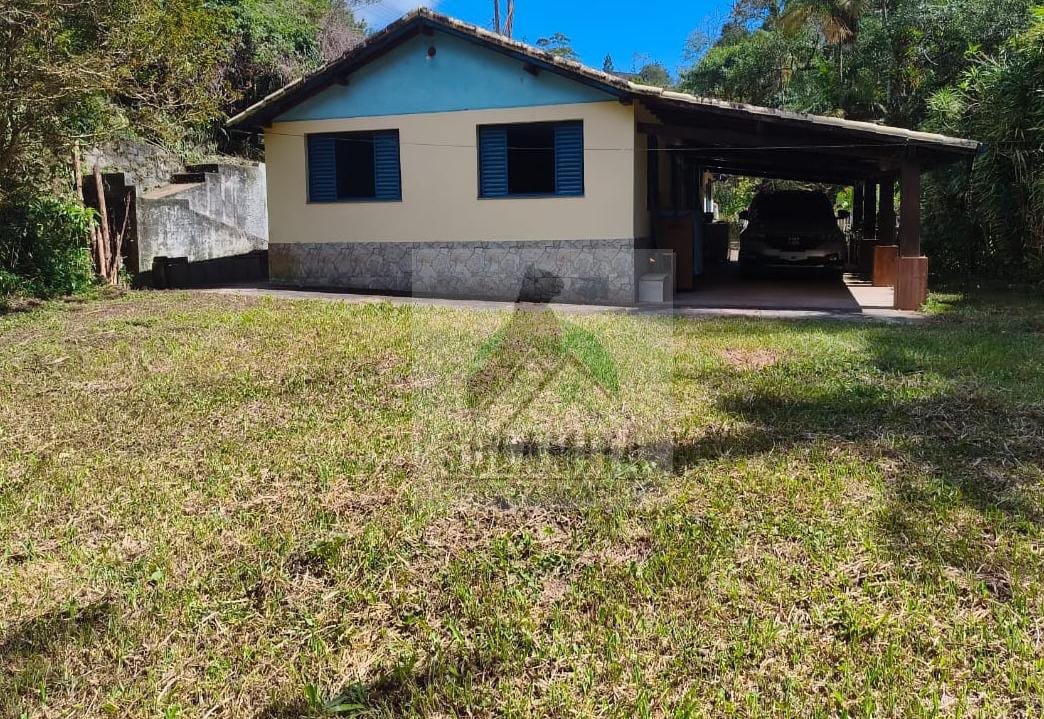 Chácara para venda - Debossan, Nova Friburgo - RJ. Valor para venda: R$ 480.000,00.