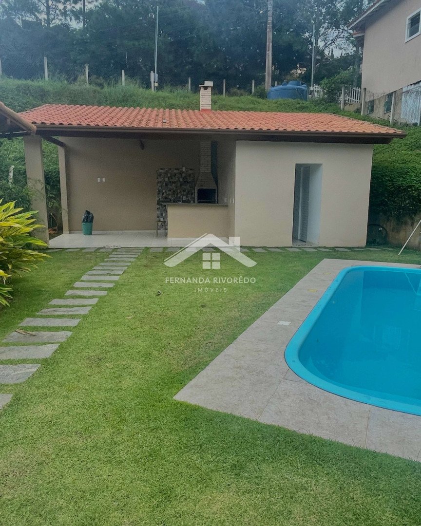 Apartamento para venda - Cônego, Nova Friburgo - RJ. Valor para venda: R$ 350.000,00.