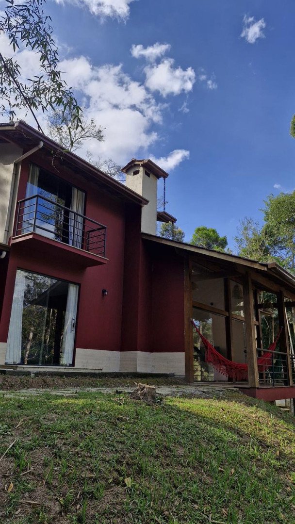 Casa para venda - Ponte da Saudade, Nova Friburgo - RJ. Valor para venda: R$ 1.200.000,00