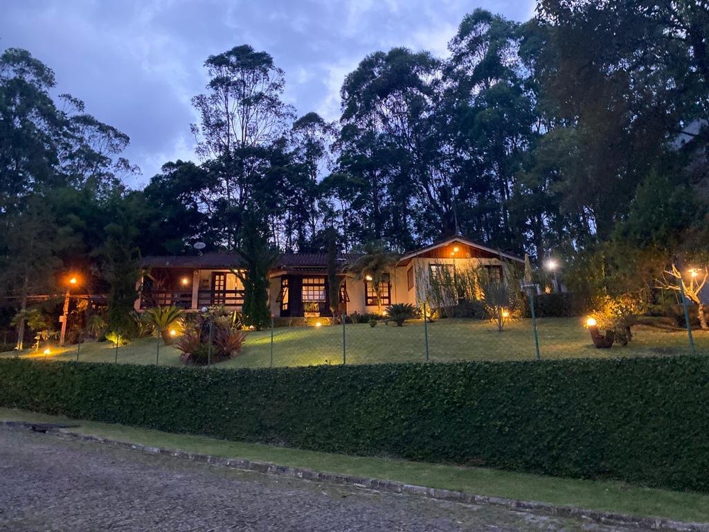 Casa para venda - Cônego, Nova Friburgo - RJ. Valor para venda: R$ 1.350.000,00