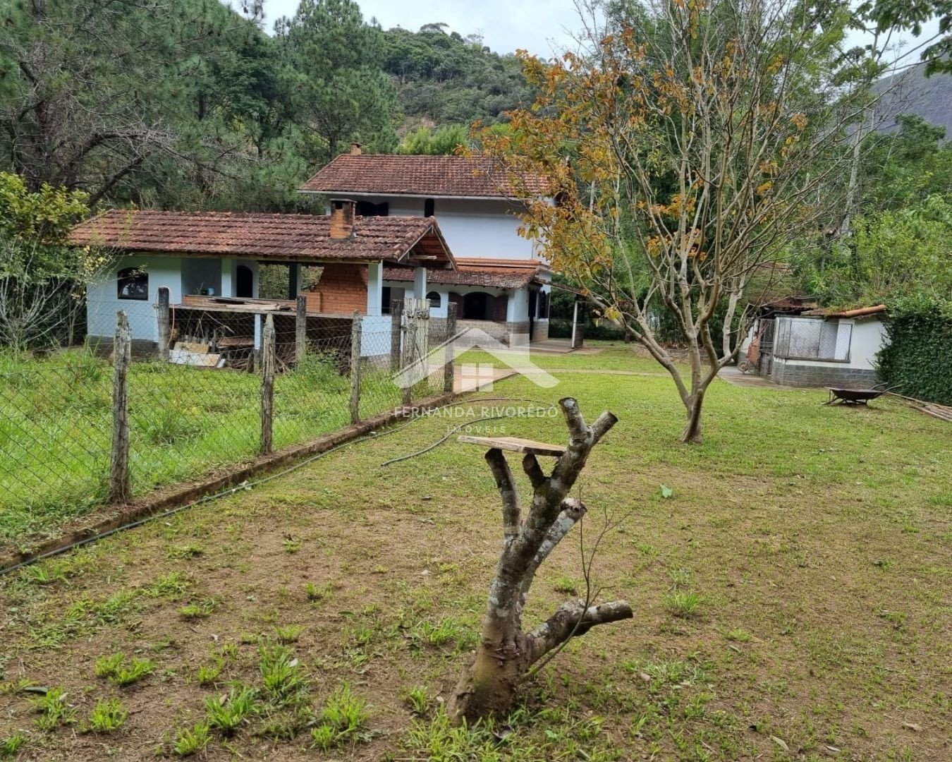 Casa para venda - Campo do Coelho, Nova Friburgo - RJ. Valor para venda: R$ 650.000,00.