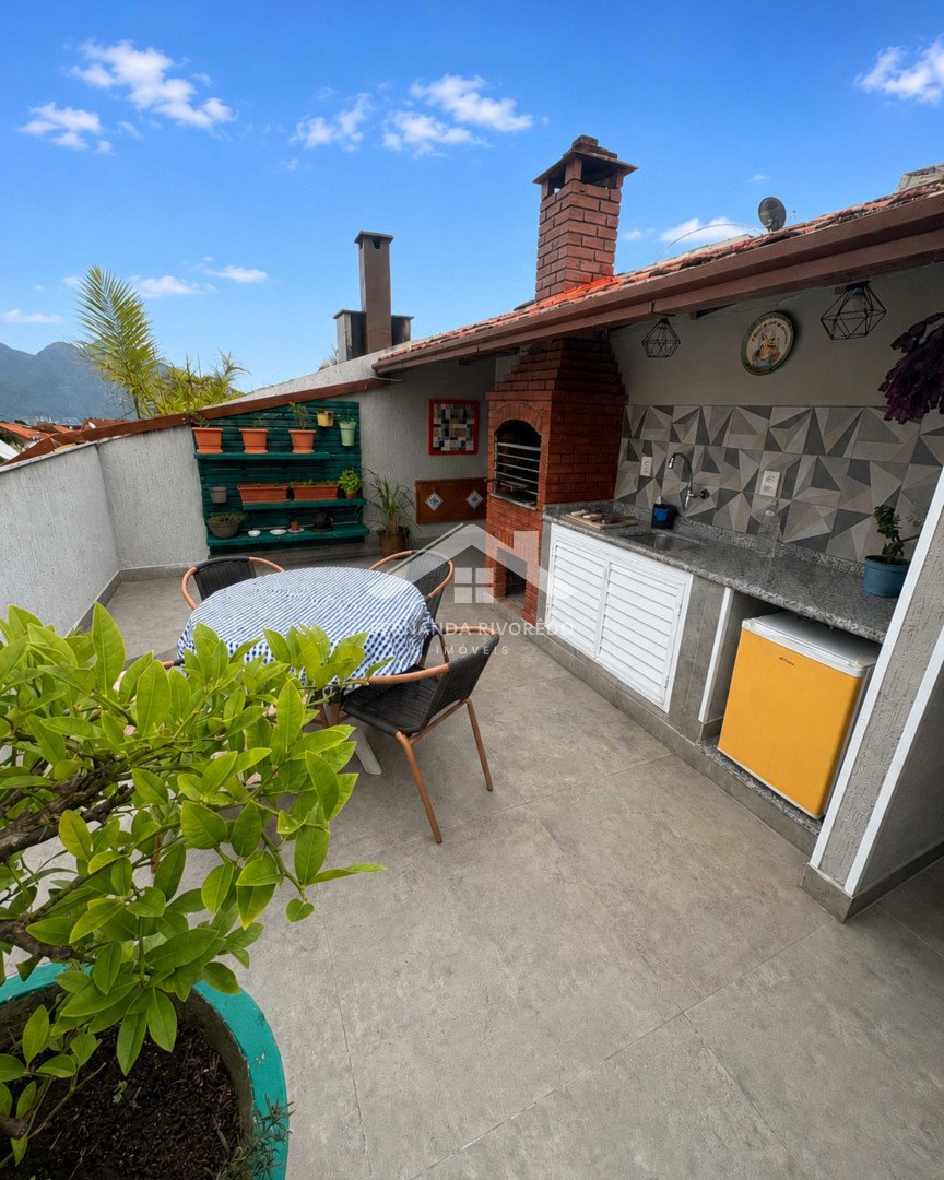Cobertura para venda - Braunes, Nova Friburgo - RJ. Valor para venda: R$ 950.000,00.