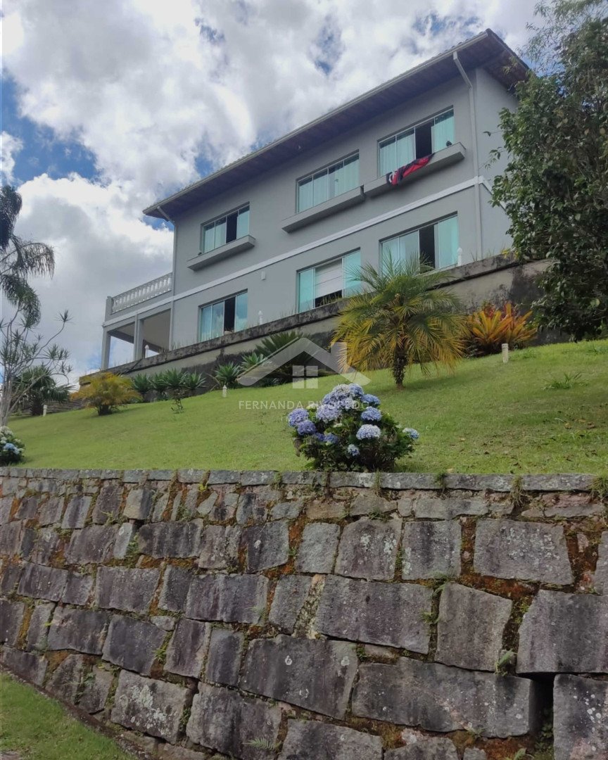 Casa para venda - Braunes, Nova Friburgo - RJ. Valor para venda: R$ 930.000,00.