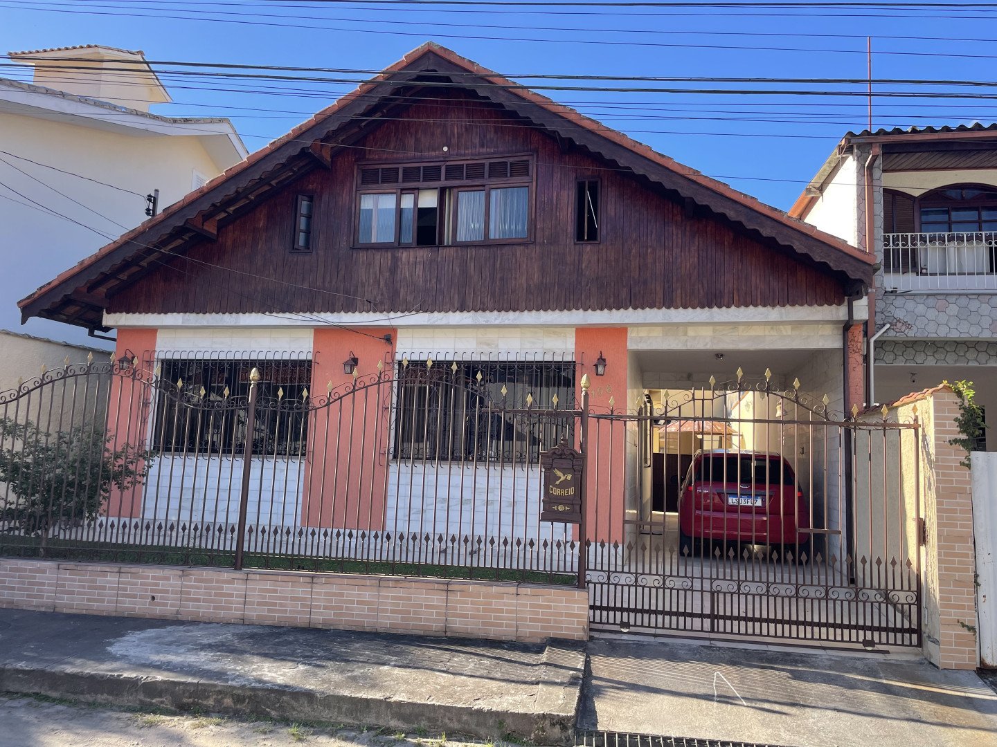 Casa para venda - Jardim Ouro Preto, Nova Friburgo - RJ. Valor para venda: R$ 800.000,00