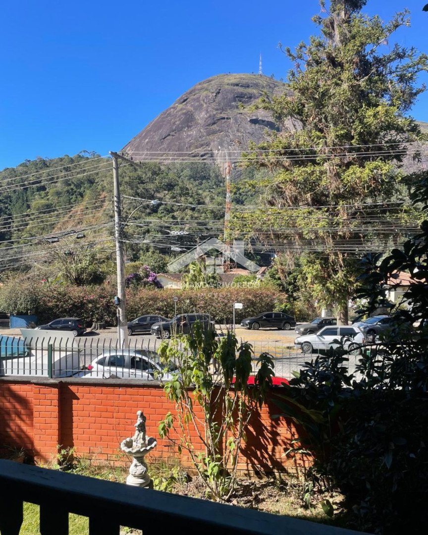Apartamento para venda - Cônego, Nova Friburgo - RJ. Valor para venda: R$ 425.000,00.