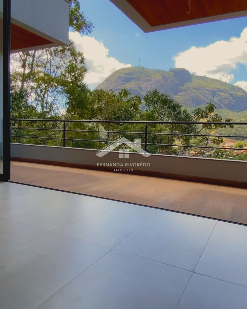 Casa em condomínio para venda - Cônego, Nova Friburgo - RJ. Valor para venda: R$ 1.490.000,00.