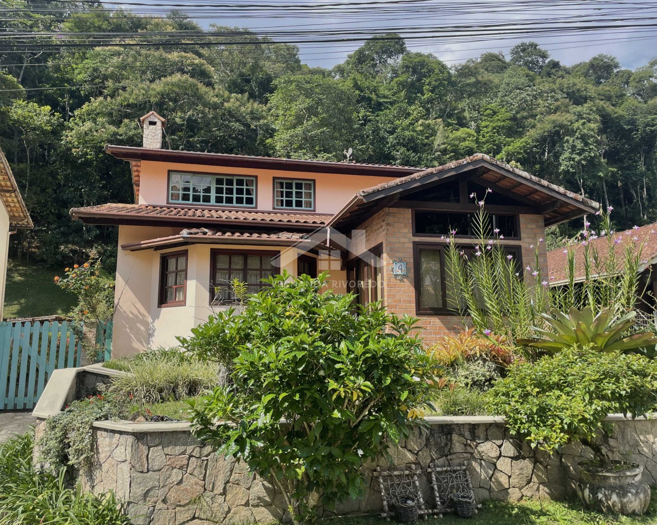 Casa em condomínio para venda - Chácara Paraíso, Nova Friburgo - RJ. Valor para venda: R$ 860.000,00.