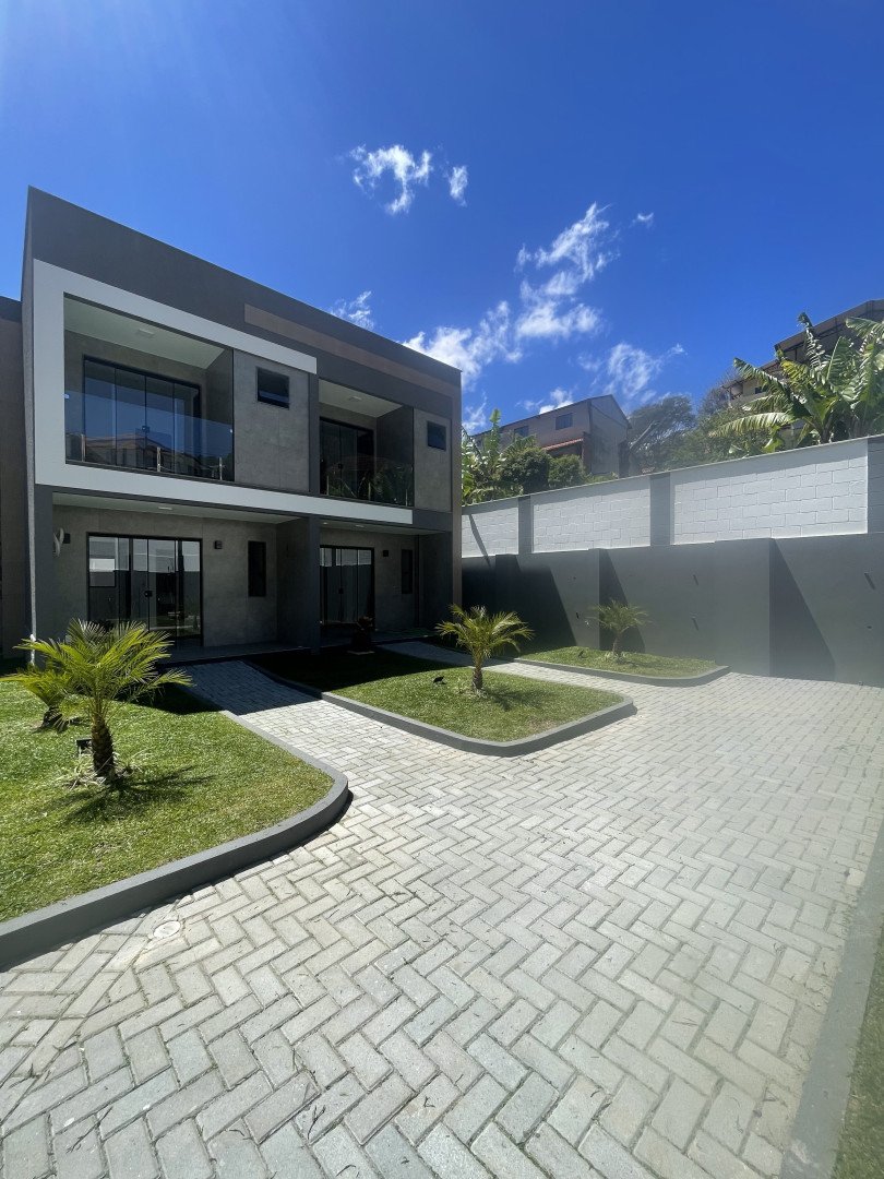 Casa para venda - Cônego, Nova Friburgo - RJ. Valor para venda: R$ 690.000,00