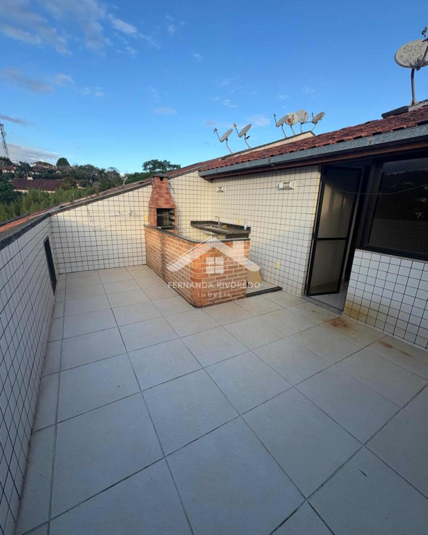 Cobertura para venda - Braunes, Nova Friburgo - RJ. Valor para venda: R$ 790.000,00.