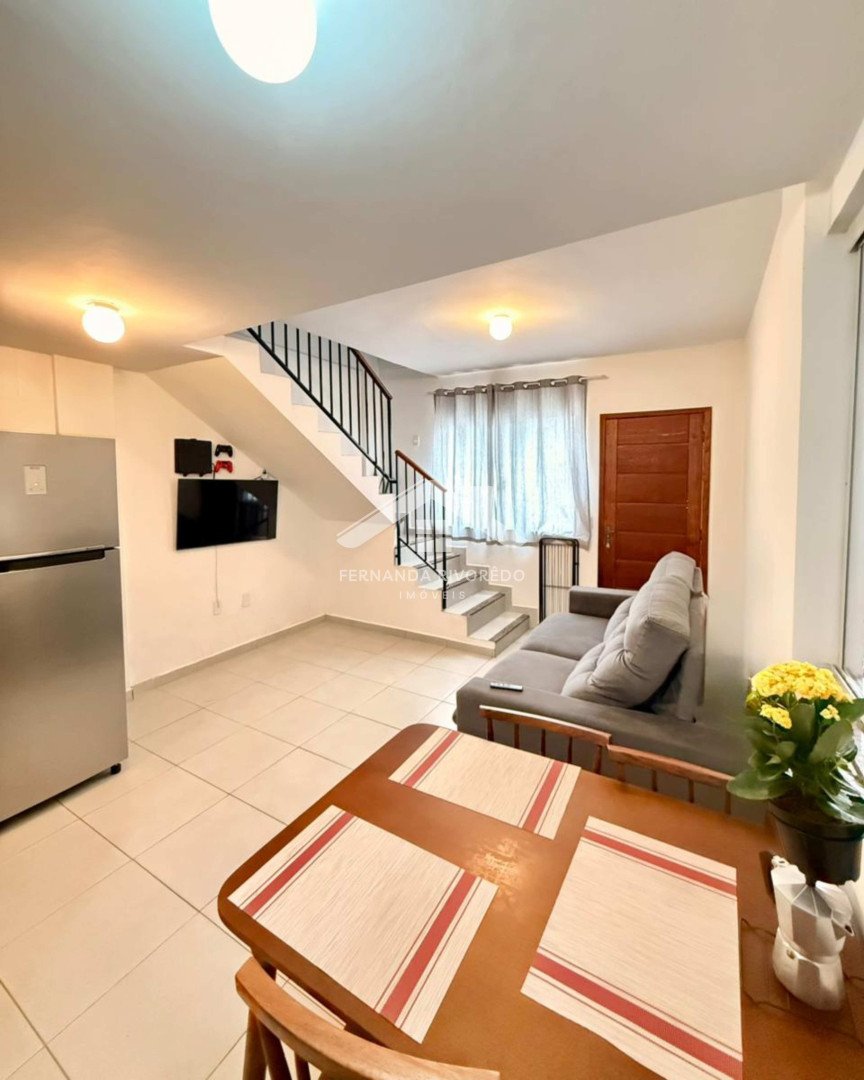 Casa em condomínio para venda - Parada Folly, Nova Friburgo - RJ. Valor para venda: R$ 300.000,00.