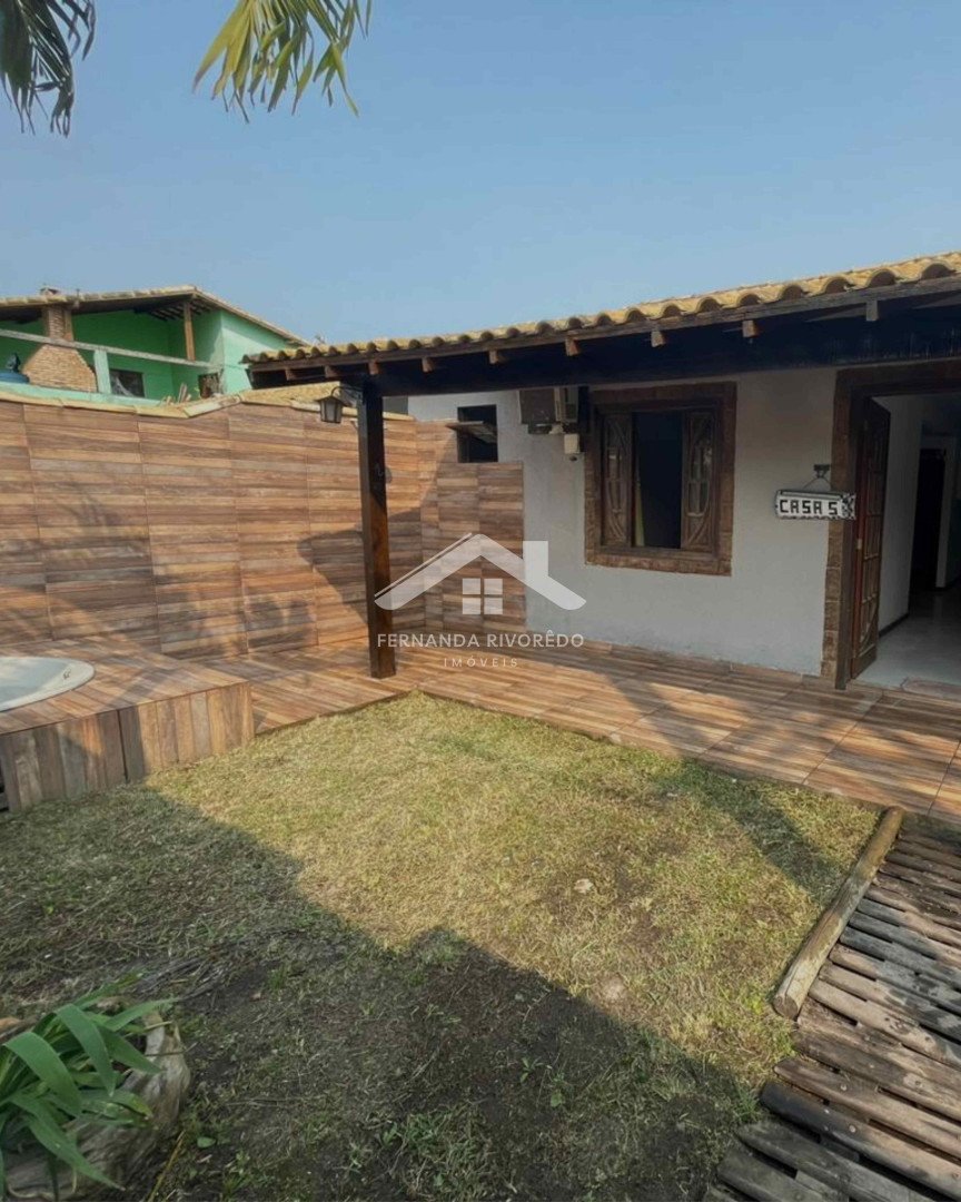 Casa em condomínio para venda - Unamar, Cabo Frio - RJ. Valor para venda: R$ 300.000,00.