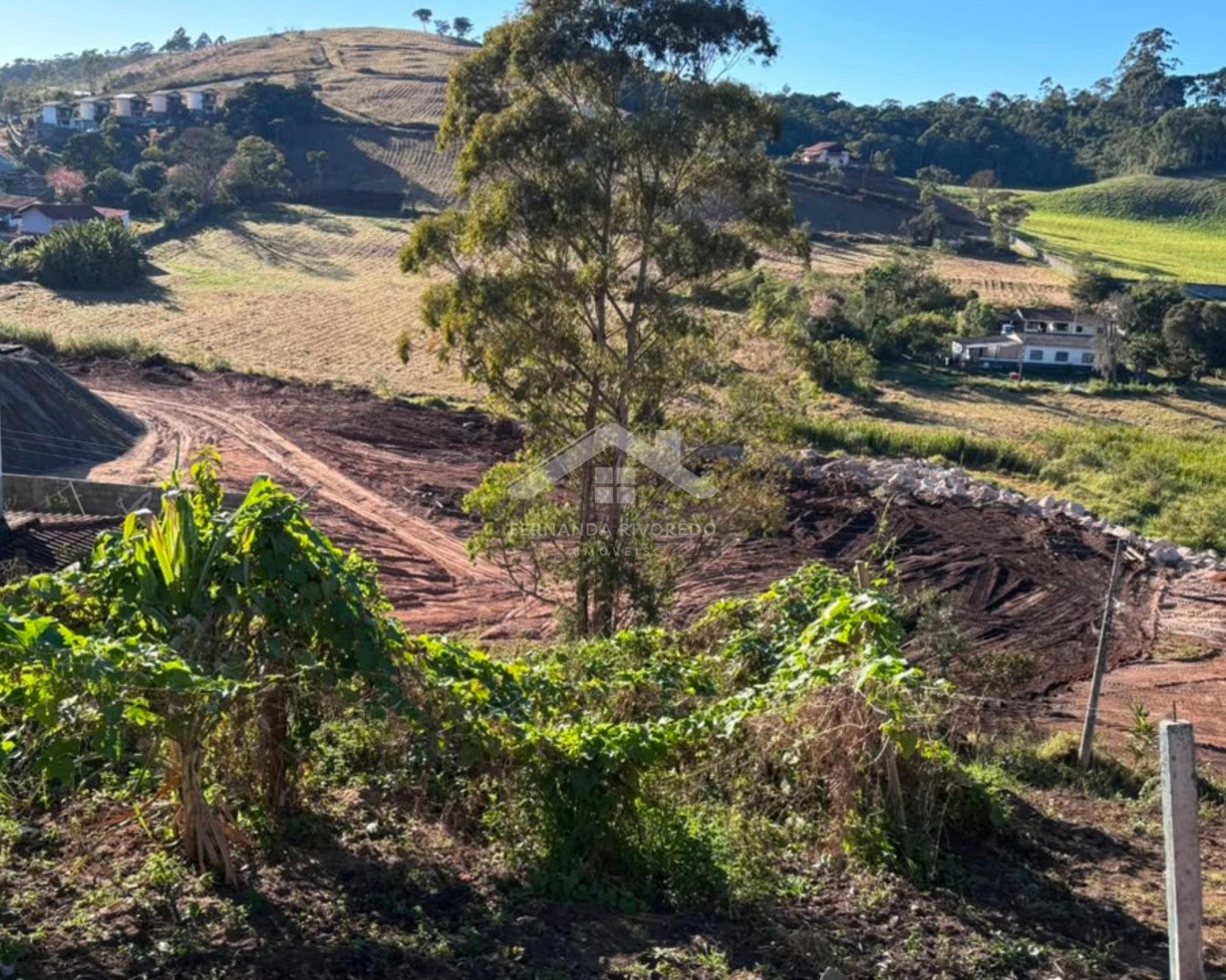 Terreno para venda - Campo do Coelho, Nova Friburgo - RJ. Valor para venda: R$ 150.000,00.
