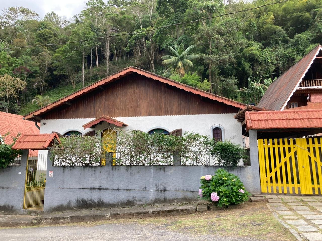Casa para venda - Parque Imperial, Nova Friburgo - RJ. Valor para venda: R$ 430.000,00