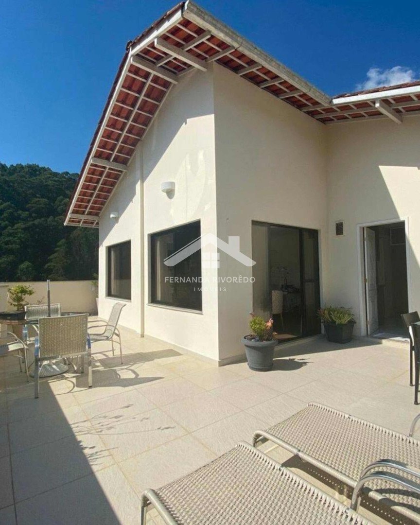 Cobertura para venda - Cônego, Nova Friburgo - RJ. Valor para venda: R$ 80.000,00.
