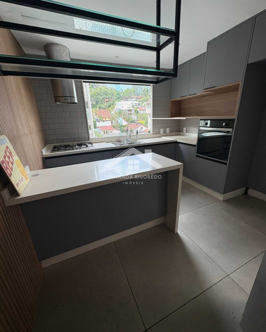 Apartamento para venda - Parque Santa Elisa, Nova Friburgo - RJ. Valor para venda: R$ 692.000,00.