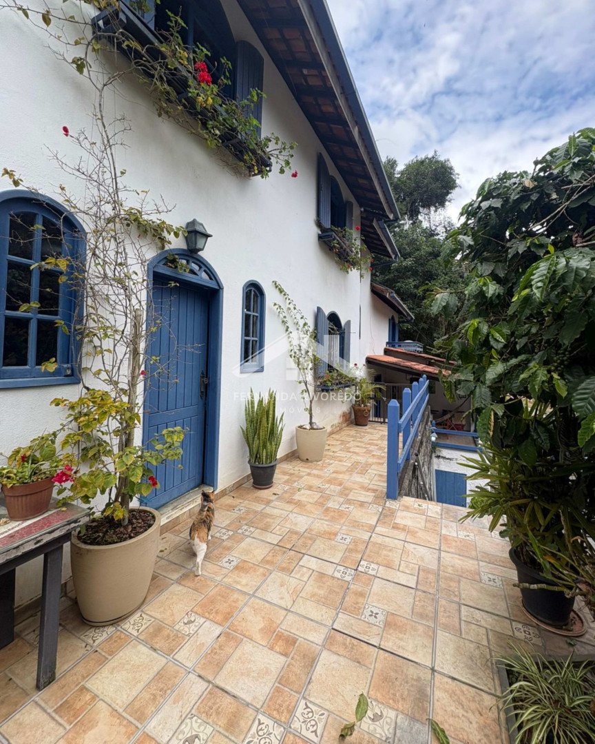 Casa para venda - Vale dos Pinheiros, Nova Friburgo - RJ. Valor para venda: R$ 1.300.000,00.
