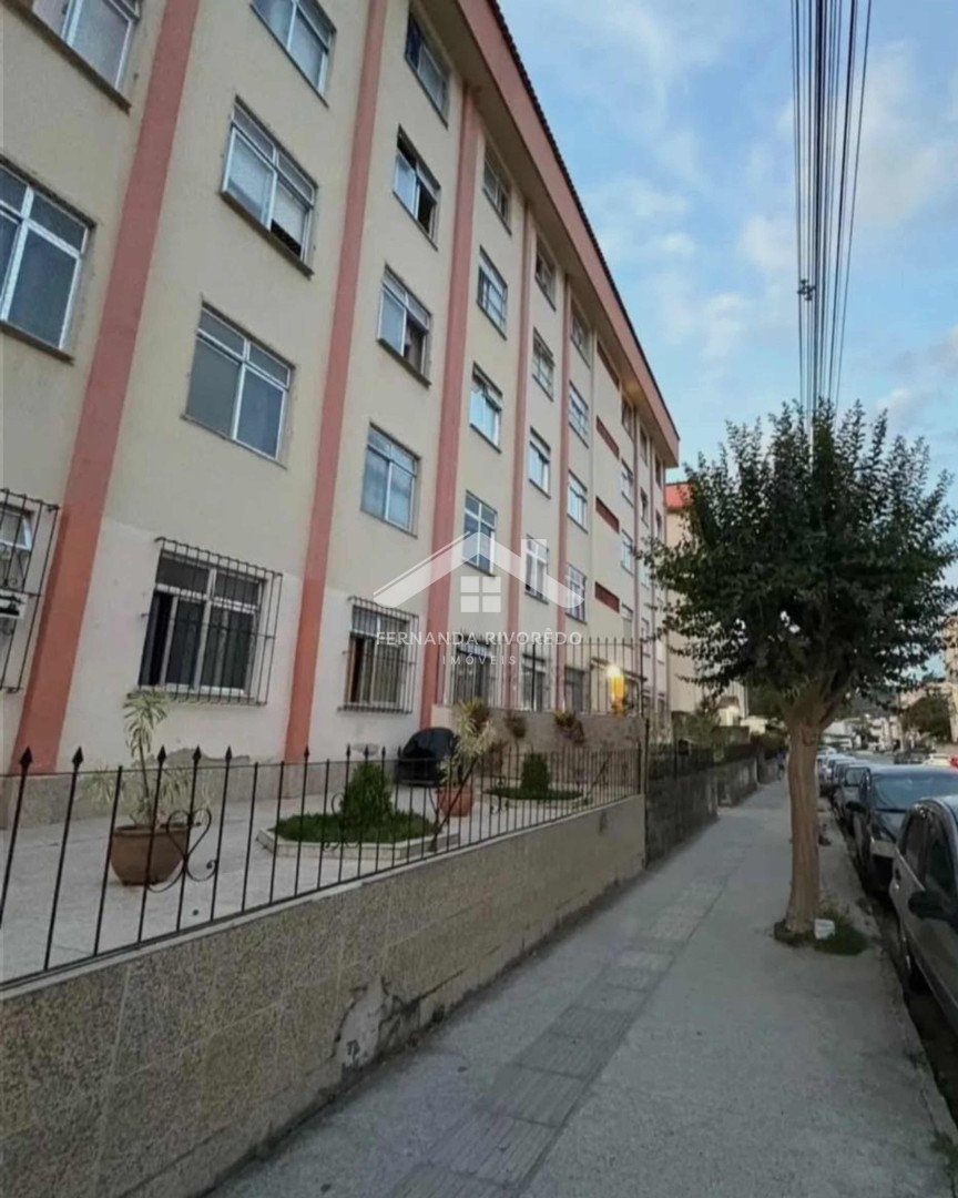 Apartamento para venda - Vila Amélia, Nova Friburgo - RJ. Valor para venda: R$ 210.000,00.