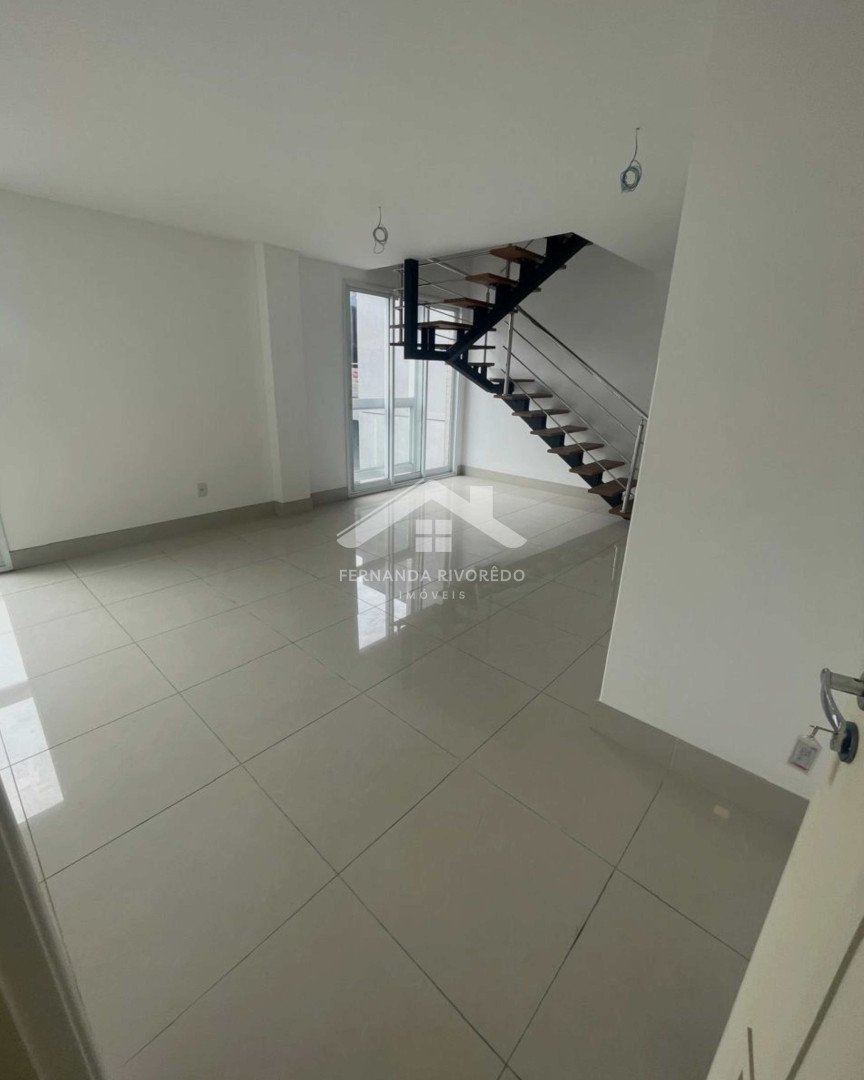 Apartamento para venda - Centro, Nova Friburgo - RJ. Valor para venda: R$ 800.000,00.