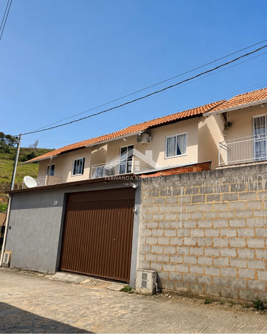 Casa em condomínio para venda - Conselheiro Paulino, Nova Friburgo - RJ. Valor para venda: R$ 350.000,00.