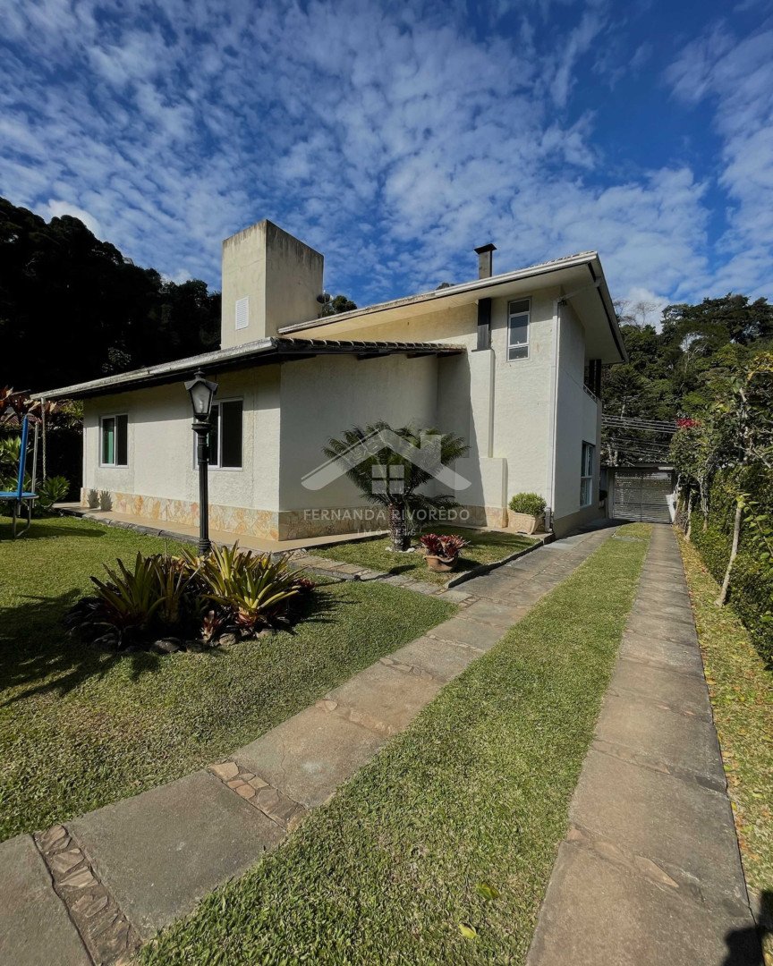 Casa para venda - Braunes, Nova Friburgo - RJ. Valor para venda: R$ 1.790.000,00.