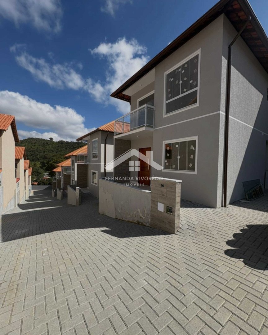 Casa em condomínio para venda - Nova Suíça, Nova Friburgo - RJ. Valor para venda: R$ 370.000,00.